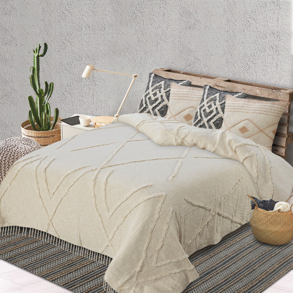 Homeroots Ivory Geometric King Cotton Coverlet With Fringe  Cotton 516531