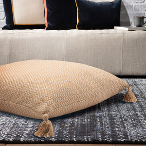 Homeroots 30" X 30" Beige And Cream 100% Cotton Chevron Zippered Pillow   516867