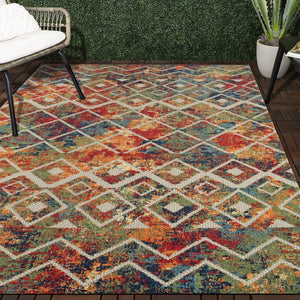 HomeRoots 5' Geometric Red and Ivory Non-Skid Area Rug - Stylish Indoor/Outdoor Décor for High-Traffic Spaces 5' x 8' 517456