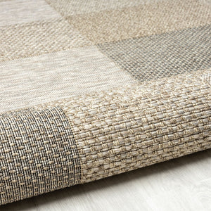 HomeRoots 5' Gray Geometric Handmade Area Rug – Versatile Indoor/Outdoor Decor for Modern Spaces & Patios 5' x 7' 517465