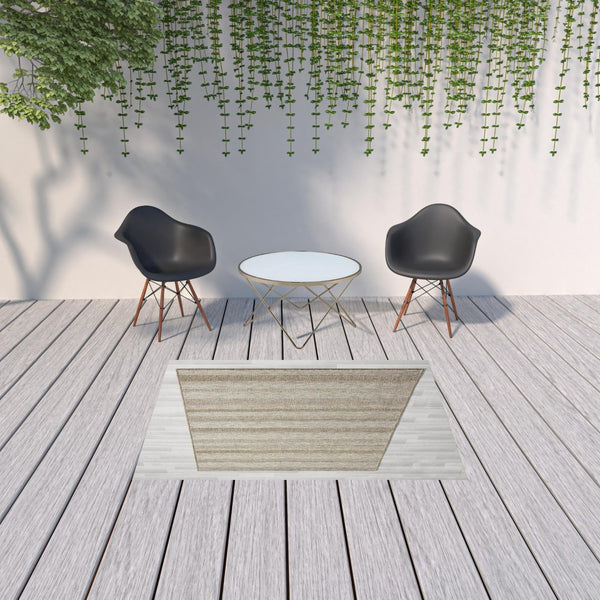 HomeRoots 5' Gray Striped Handmade Area Rug – Versatile Indoor-Outdoor Style for Modern and Traditional Spaces 5' x 7' 517467