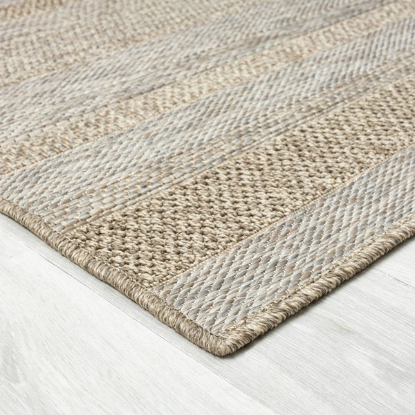 HomeRoots 5' Gray Striped Handmade Area Rug – Versatile Indoor-Outdoor Style for Modern and Traditional Spaces 7'10" x 9'6" 517468