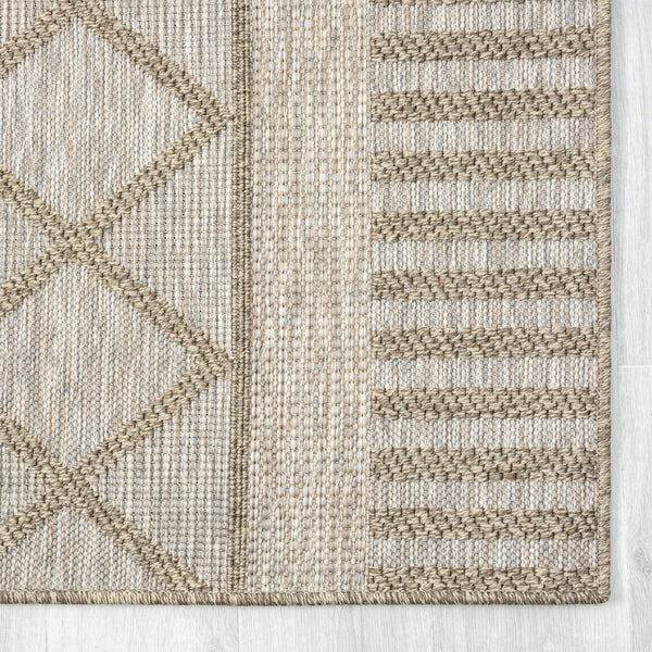 HomeRoots 5' Gray Striped Handmade Area Rug – Versatile Indoor Outdoor Design for Timeless Style & Durability 7'10" x 9'6" 517474