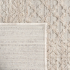 Homeroots 5' Geometric Indoor Outdoor Area Rug - Stylish Rectangle Design For Home Warmth & Elegance Ivory 100% Pet 517478