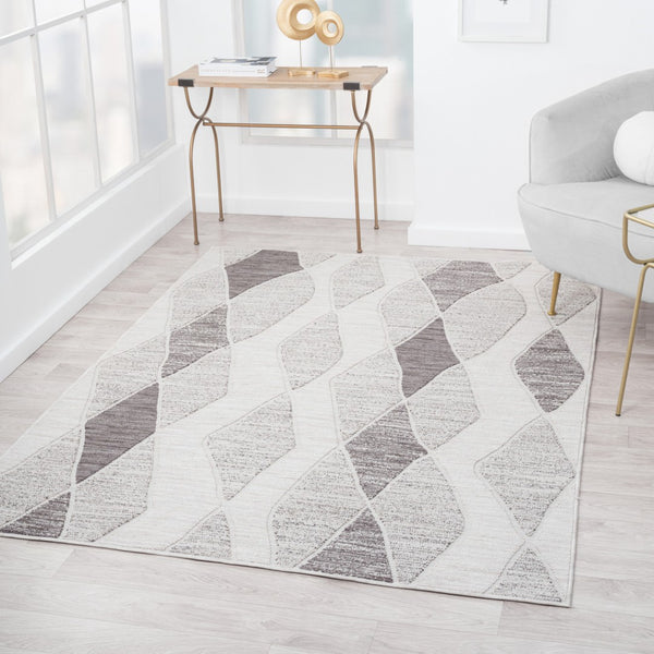 HomeRoots 8' X 9' Gray Geometric Indoor/Outdoor Area Rug – Modern Style, Durable, Easy-Care & Versatile Design 517489