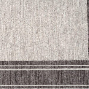 HomeRoots 5' Elegant Gray and Ivory Area Rug – Timeless Design for Indoor and Outdoor Spaces, Durable and Chic 5' x 7' 517492