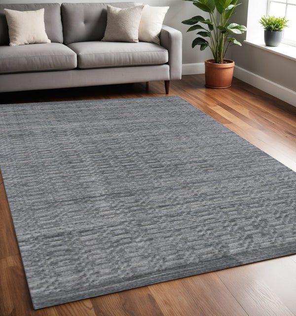 HomeRoots 5' Hand Loomed Area Rug - Timeless Artisan Design for Cozy Elegance in Any Living Space or Bedroom Gray 517700