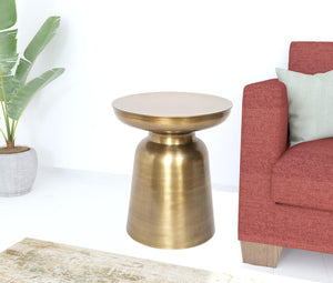 Homeroots 19" Gold Iron Round End Table   517827