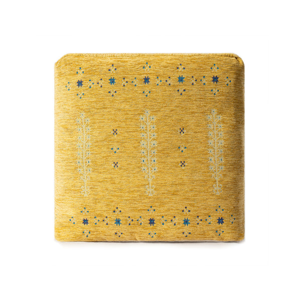 Homeroots 18" Yellow Polyester Blend Ottoman  Polyester 517930