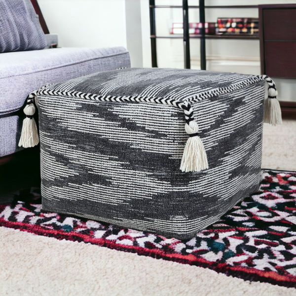 Homeroots 18" Gray 100% Cotton Ottoman  Cotton 517956
