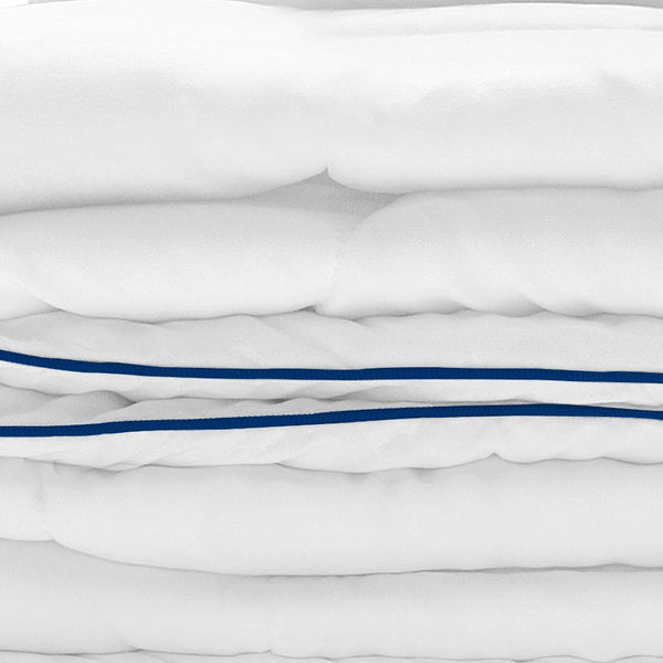 HomeRoots White Queen Washable Comforter - Plush Duck Down & Feather Fill for Year-Round Cozy Sleep Experience 518184