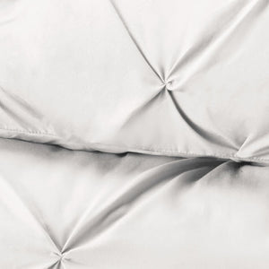 HomeRoots White King Microfiber Comforter - Hypoallergenic Down Alternative, Machine Washable & All-Season Warmth 518185