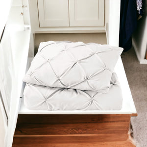 HomeRoots White King Microfiber Comforter - Hypoallergenic Down Alternative, Machine Washable & All-Season Warmth 518185