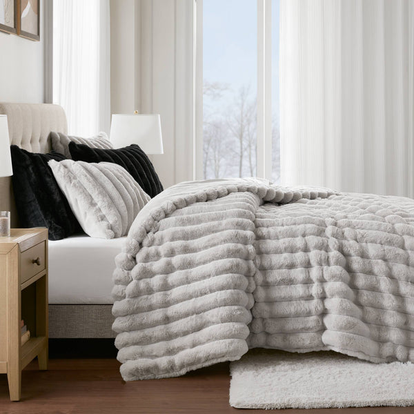 JLA Home Madison Park - Ultrasoft Faux Fur Ribbed Comforter Set reinvents your bedroom with plush velvet reverse, Oeko‑Tex safety and lasting loft Black MP10-8442