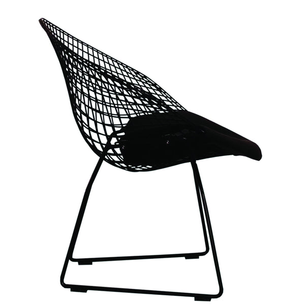Homeroots 32" Black Metal Lounge Chair With Pad   520670