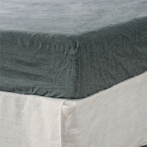 Homeroots Slate Gray Linen Queen Fitted Sheet - Luxurious Comfort, Moisture-wicking, Soft & Breathable Design Iron Linen 520778
