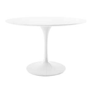 Homeroots 48" White Fiberglass And Metal Dining Table   520861