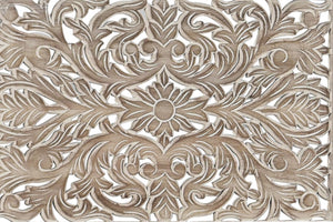 Homeroots Gray Distressed Solid Wood Queen Bed Frame  Wood 521079