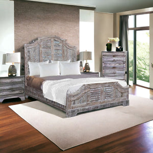 Homeroots Gray Solid Wood Queen Bed Frame  Wood 521086