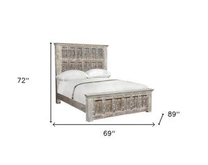Homeroots Gray Solid Wood Queen Bed Frame  Wood 521090