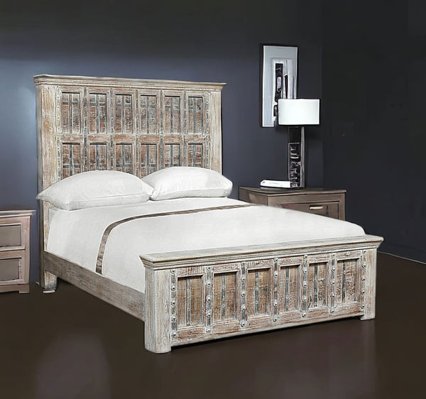 Homeroots Gray Solid Wood Queen Bed Frame  Wood 521090