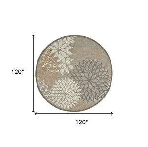 Homeroots 10' Gray And Ivory Indoor Outdoor Area Rug  Polypropylene 521649