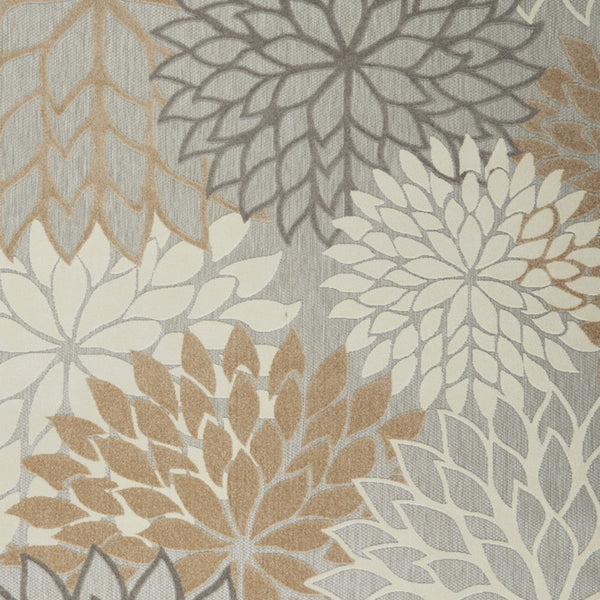 Homeroots 12' X 15' Gray And Ivory Indoor Outdoor Area Rug  Polypropylene 521650