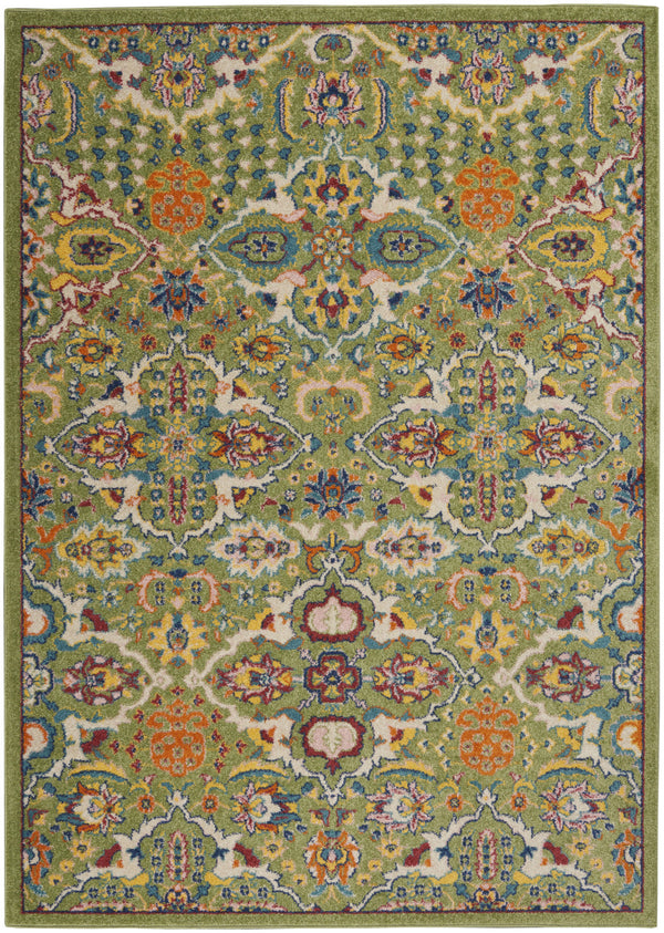 Homeroots 5' X 7' Green Floral Power Loom Area Rug  Polypropylene 521665