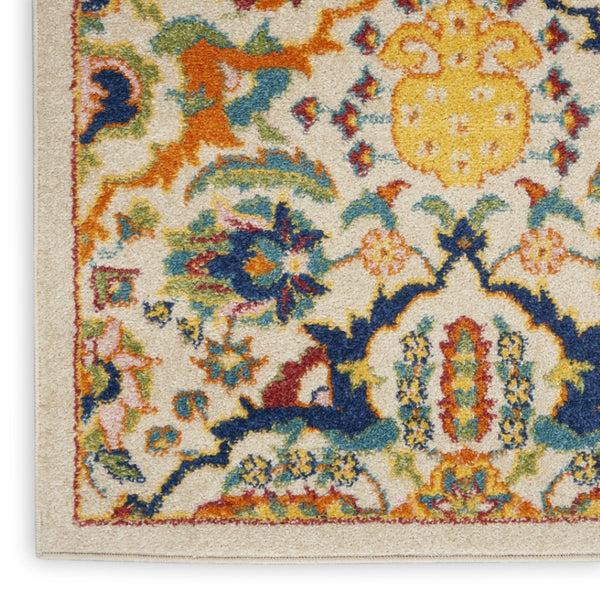 HomeRoots 7' Ivory Floral Power Loom Area Rug - Elegant Bohemian Style for Living Rooms & Bedrooms 6' X 9' Rectangle 521697