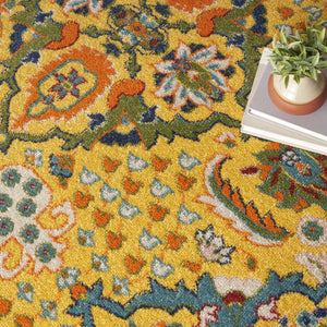Homeroots 8' Yellow Round Floral Power Loom Area Rug  Polypropylene 521708