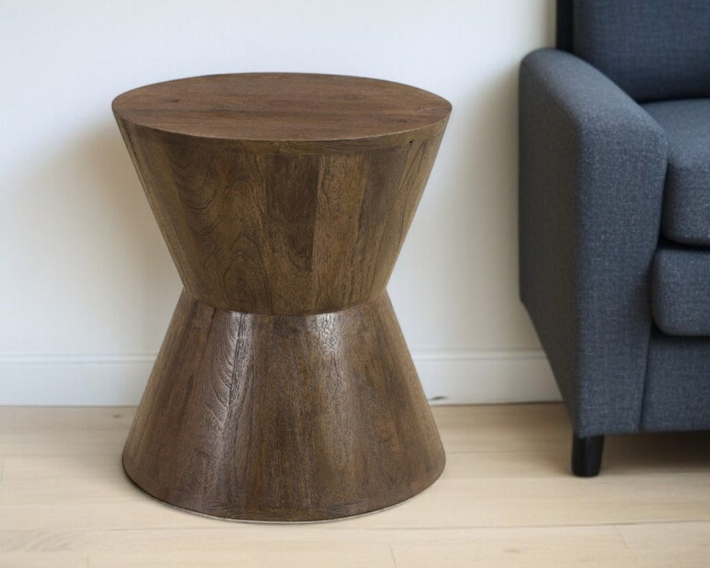 HomeRoots 18" Solid Wood Round End Table - Stylish Dark Brown Accent for Living Rooms & Bedrooms, Versatile Use 521945