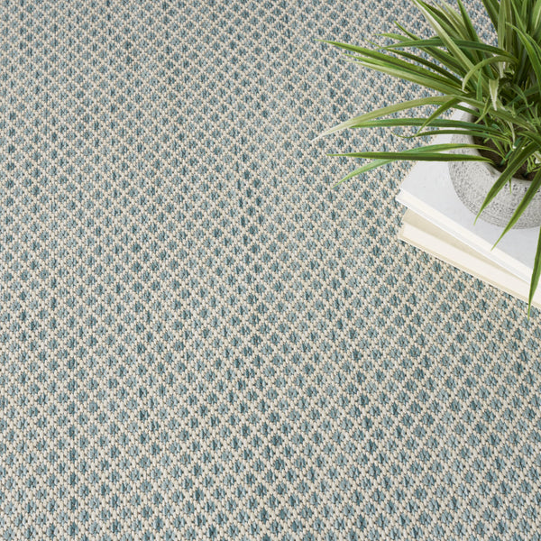 Homeroots 5' Blue Round Geometric Power Loom Area Rug  Polypropylene 522005