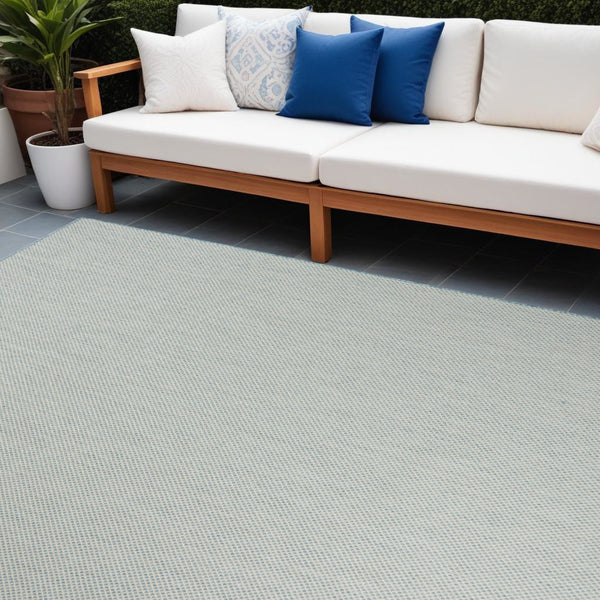 Homeroots 8' X 10' Aqua And Ivory Indoor Outdoor Area Rug  Polypropylene 522027