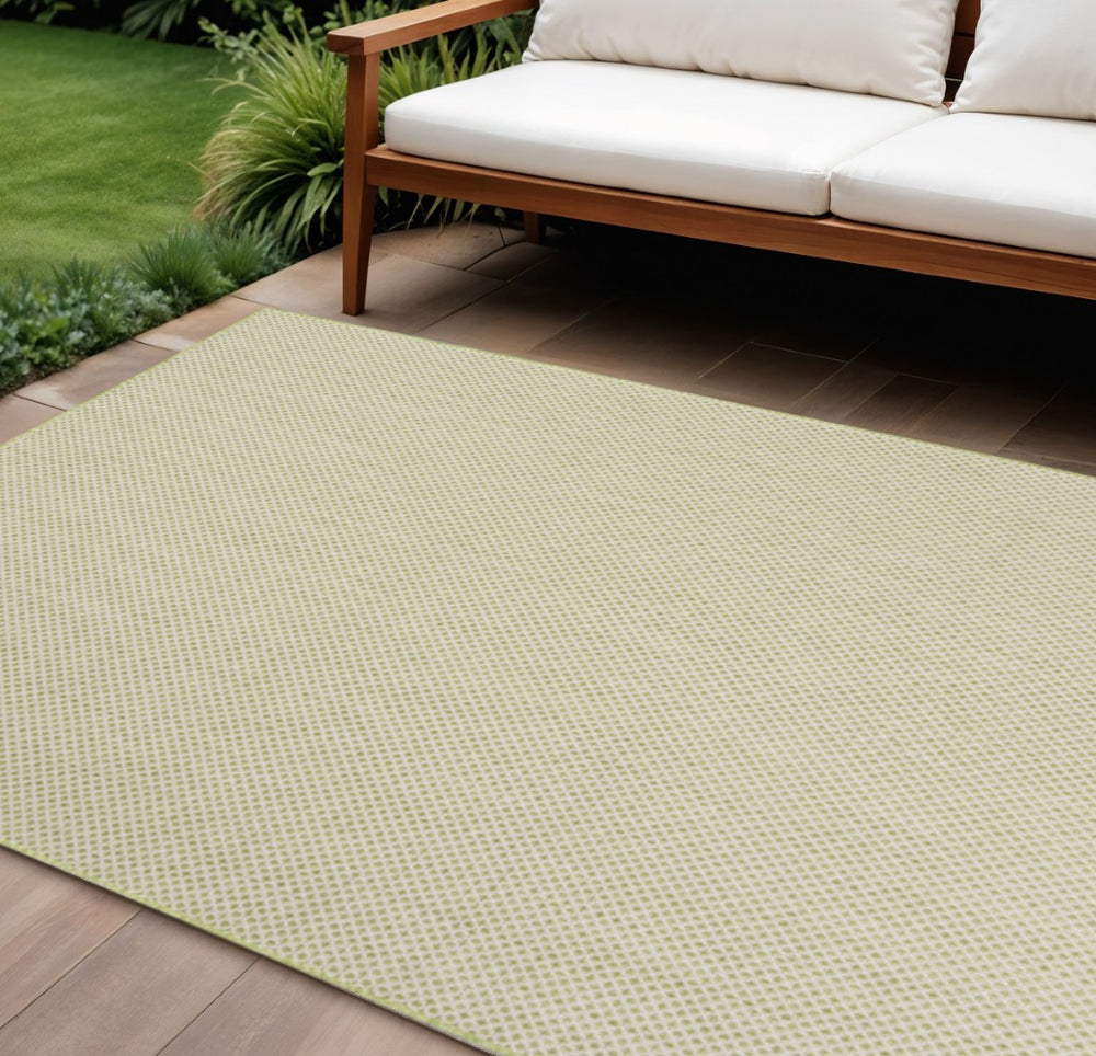 HomeRoots 6' Green Geometric Power Loom Area Rug – Durable, Stylish, and Perfect for High-Traffic Spaces 6' X 9' 522032
