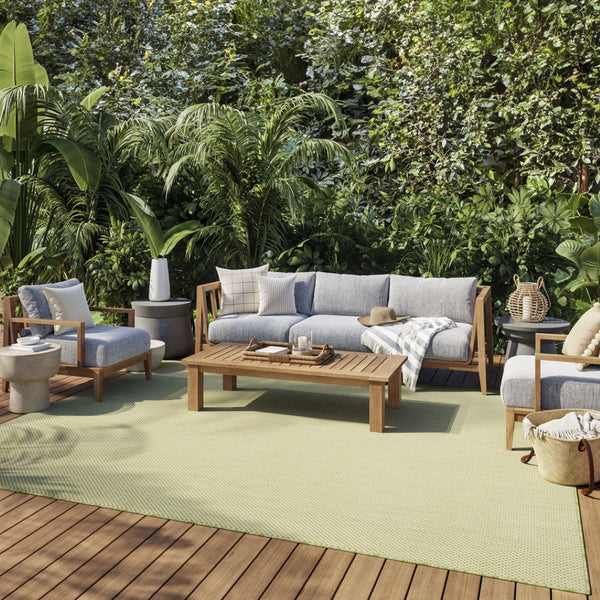 HomeRoots 8' X 10' Versatile Green and Ivory Indoor/Outdoor Area Rug - Durable, Water-Resistant, Easy Clean! 522034