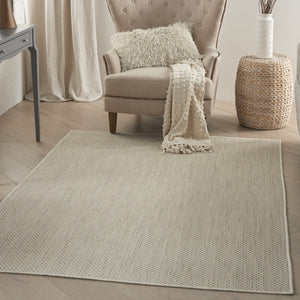 Homeroots 5' X 7' Ivory Geometric Power Loom Area Rug  Polypropylene 522046