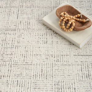 HomeRoots 5' Contemporary Gray Abstract Area Rug for Stylish Living Spaces, Soft Underfoot & Easy Care 5' X 8' Oval 522075