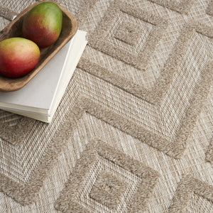HomeRoots 8' X 10' Durable Indoor Outdoor Area Rug with Modern Geometric Pattern for Stylish Spaces Beige 522108