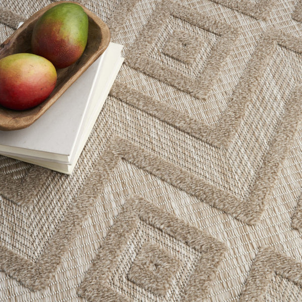 HomeRoots 8' X 10' Durable Indoor Outdoor Area Rug with Modern Geometric Pattern for Stylish Spaces Beige 522108