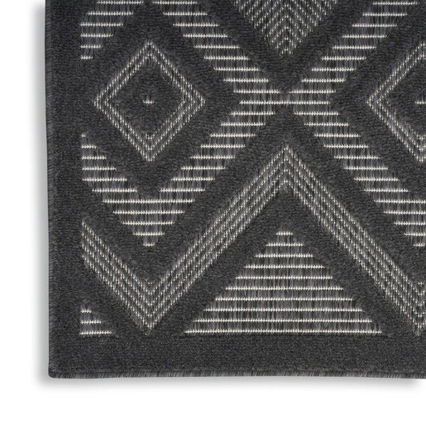 HomeRoots 8' Black Indoor Outdoor Area Rug - Durable, Soft, Water-Resistant Design for Modern Spaces & Easy Care 7' X 10' 522113