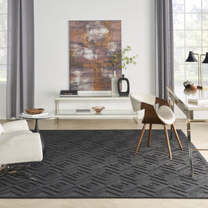 Homeroots 7' X 10' Black Geometric Flatweave Area Rug  Polypropylene 522113