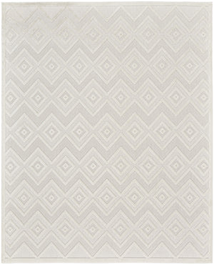 Homeroots 7' X 10' Ivory And White Indoor Outdoor Area Rug  Polypropylene 522117