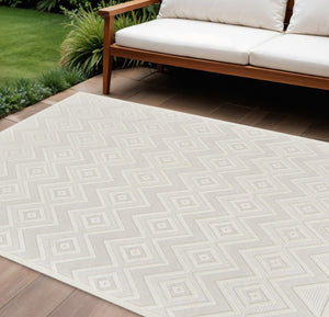 HomeRoots 8' X 10' Durable Indoor Outdoor Area Rug with Modern Geometric Pattern for Stylish Spaces Cream 522119
