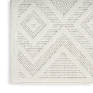 HomeRoots 8' X 10' Durable Indoor Outdoor Area Rug with Modern Geometric Pattern for Stylish Spaces Cream 522119