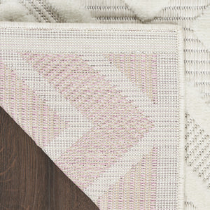 Homeroots 8' X 10' Cream Geometric Flatweave Area Rug  Polypropylene 522119