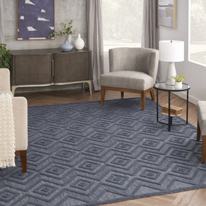 Homeroots 8' X 10' Navy Blue Geometric Flatweave Area Rug  Polypropylene 522123
