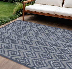 HomeRoots 8' Navy Blue Area Rug - Durable Indoor/Outdoor Design for Stylish Spaces, Easy Care, and Comfort 7' X 10' 522124
