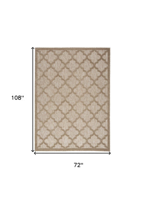 Homeroots 6' X 9' Beige Geometric Flatweave Area Rug  Polypropylene 522136