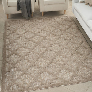 Homeroots 6' X 9' Beige Geometric Flatweave Area Rug  Polypropylene 522136