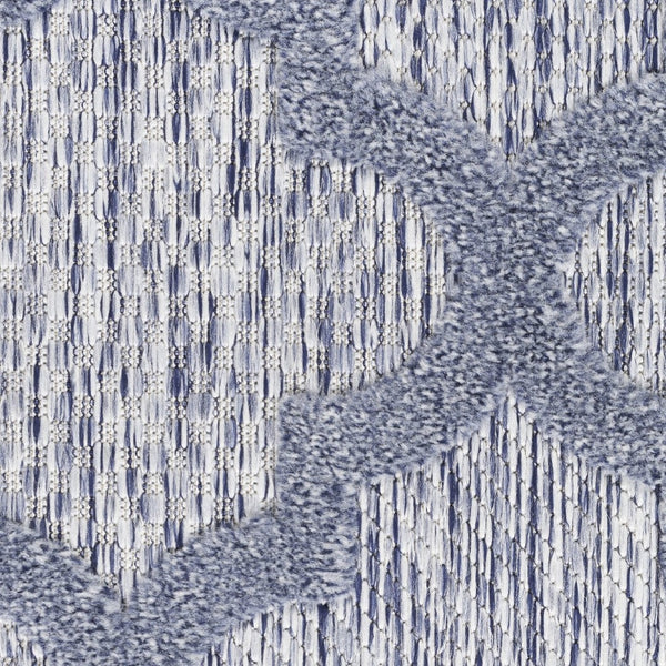 HomeRoots 6' Stylish Blue Geometric Flatweave Area Rug – Durable, Easy Care for Indoor & Outdoor Spaces 6' X 9' 522143